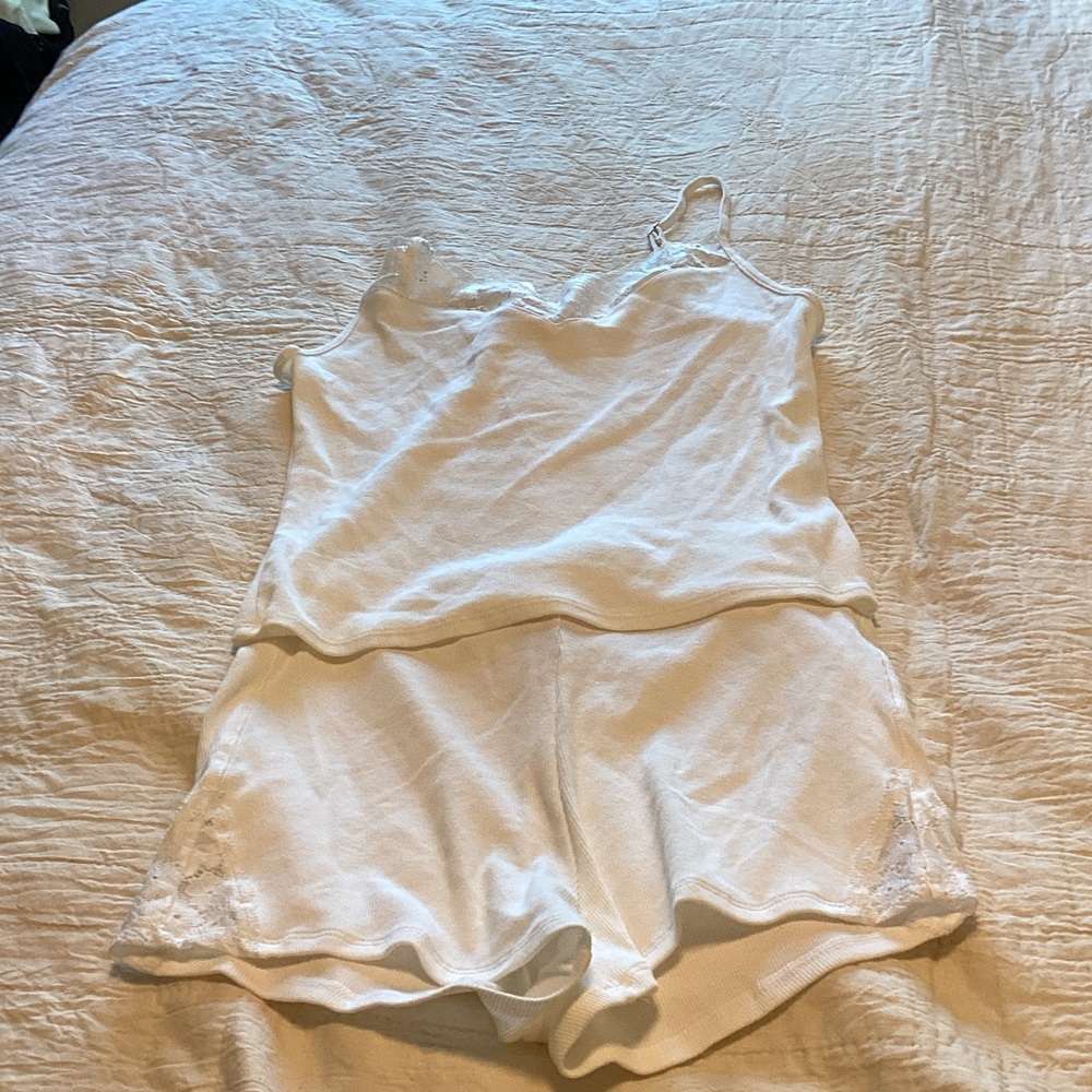 Victoria’s Secret White Lace Trim Sleepwear Set S NWT